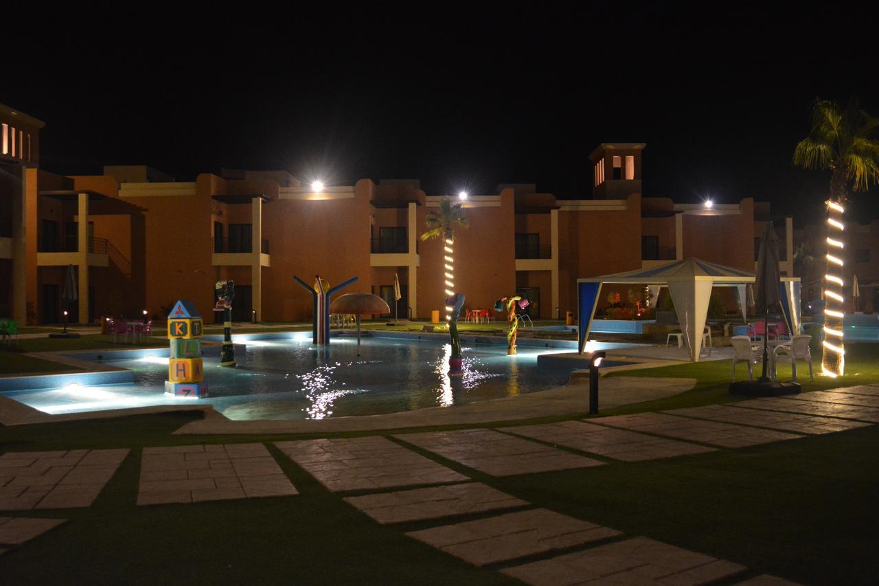 Aquamarine Kuwait Resort Al Nuwaiseeb Buitenkant foto