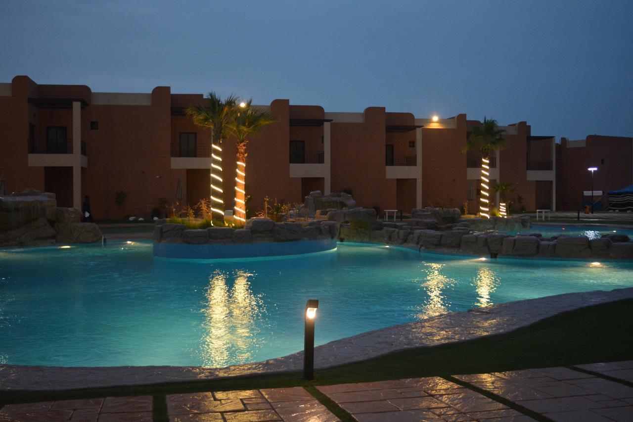 Aquamarine Kuwait Resort Al Nuwaiseeb Buitenkant foto