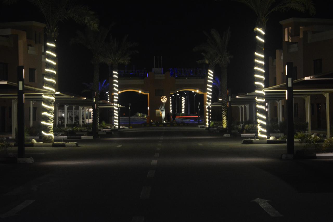 Aquamarine Kuwait Resort Al Nuwaiseeb Buitenkant foto