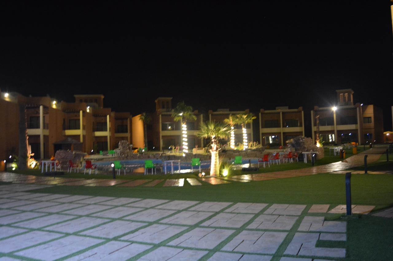 Aquamarine Kuwait Resort Al Nuwaiseeb Buitenkant foto